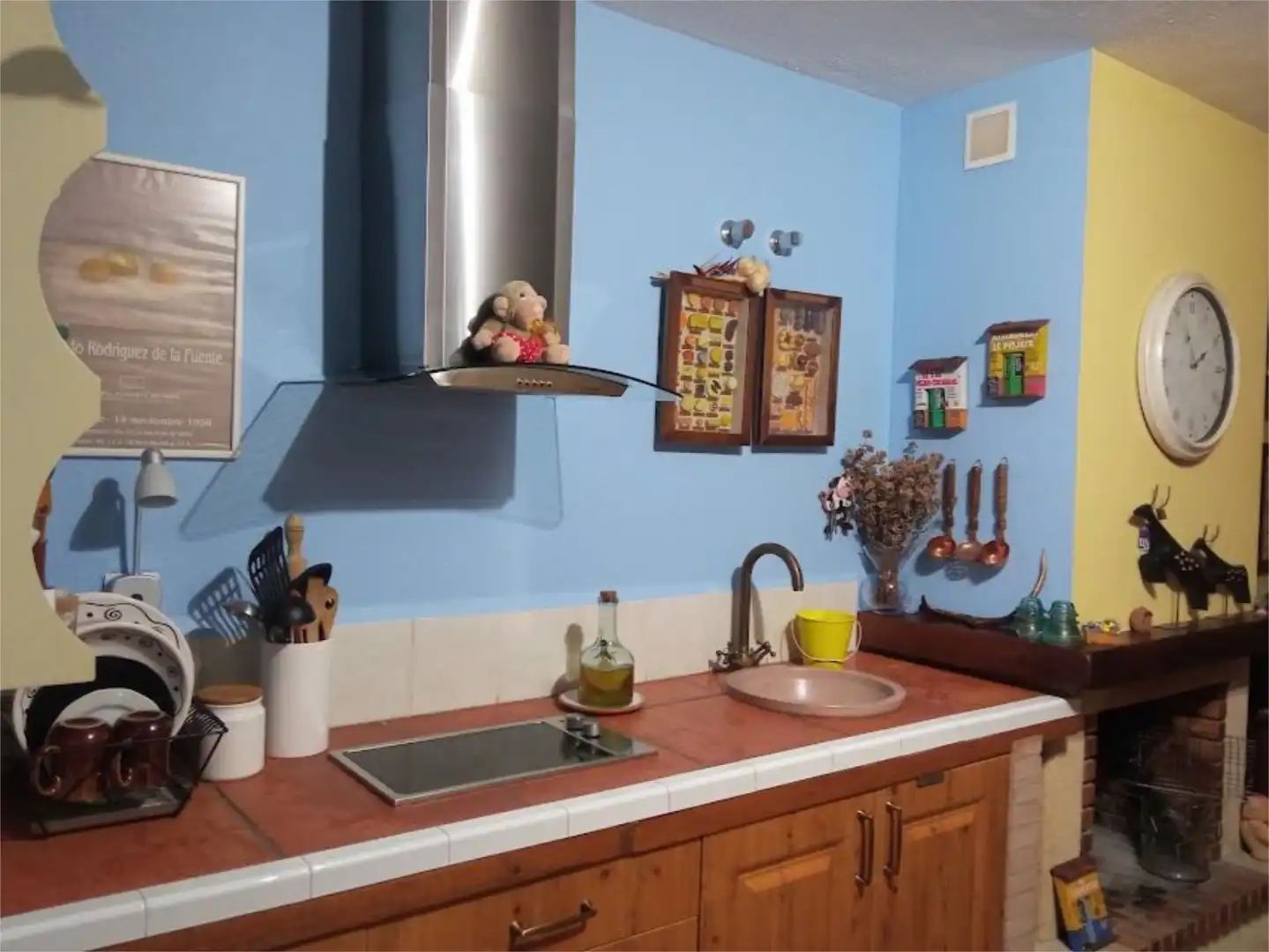 Kitchen of Flat for sale in El Pedroso  with Air Conditioner, Heating and Terrace