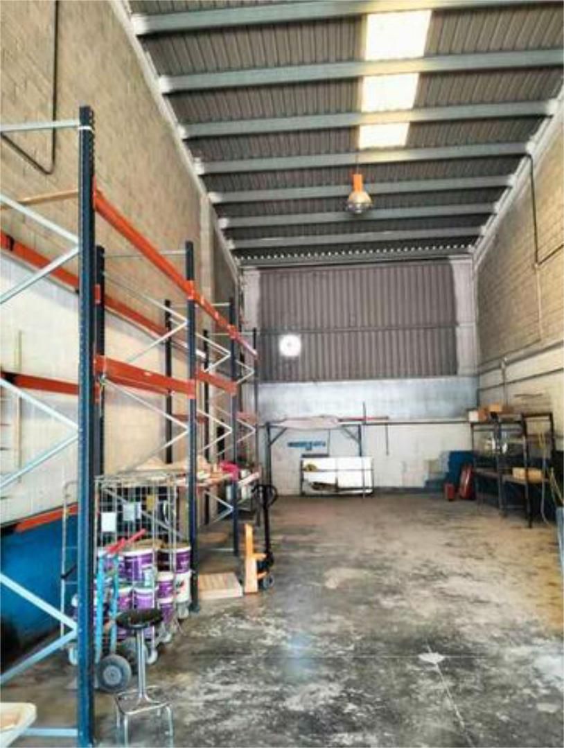 Industrial buildings to rent in  Sevilla Capital