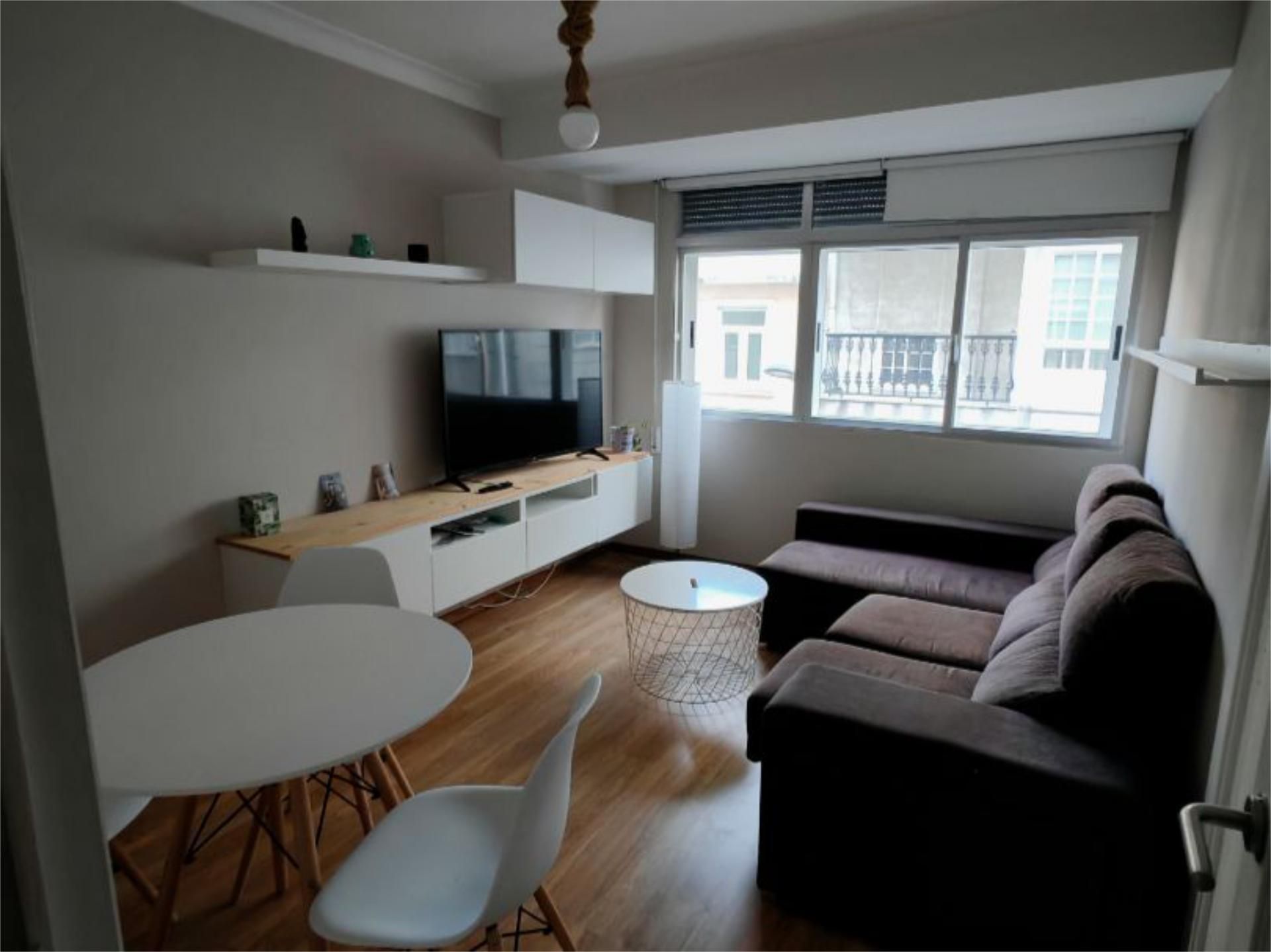 Living room of Flat to share in Ferrol  with Furnished
