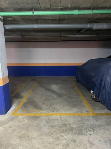 Garaje en Alquiler en Calle del Real de Burgos, 3 en Miramadrid