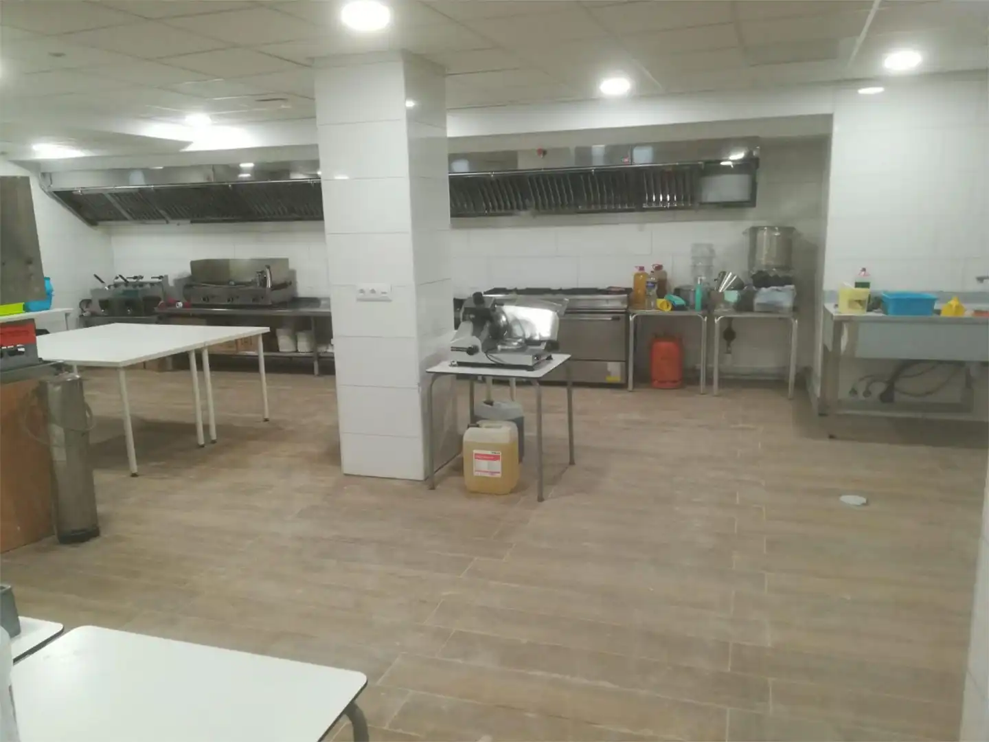 Cocina de Local en traspaso en Villena