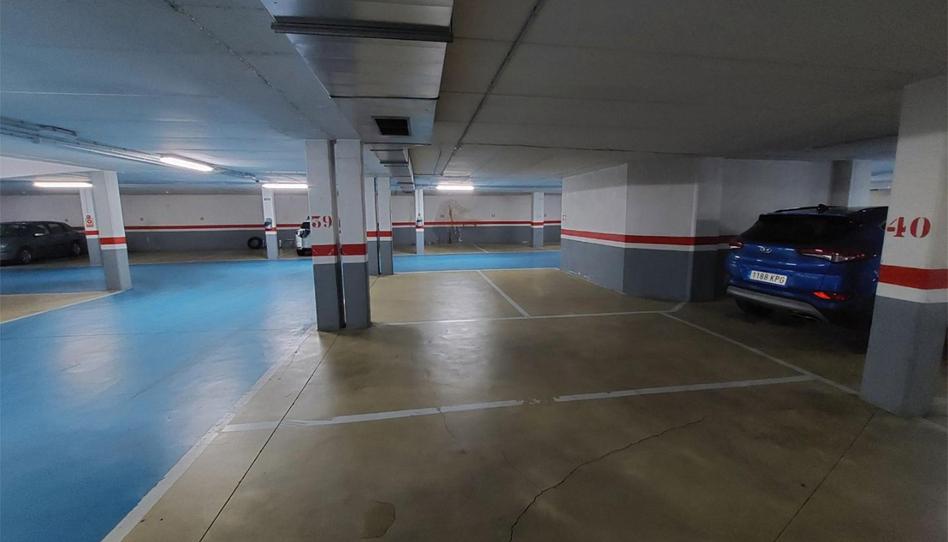 Photo 1 of Garage to rent in Avenida de José Aguado, 27, La Lastra, León