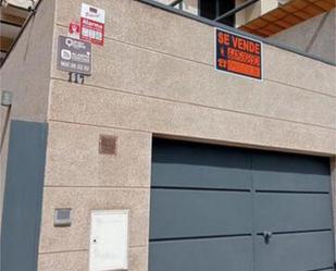 Vista exterior de Casa o xalet en venda en  Granada Capital amb Terrassa