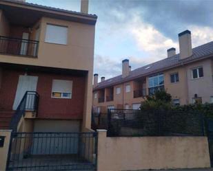 Vista exterior de Casa o xalet en venda en Manganeses de la Lampreana amb Calefacció, Jardí privat i Terrassa