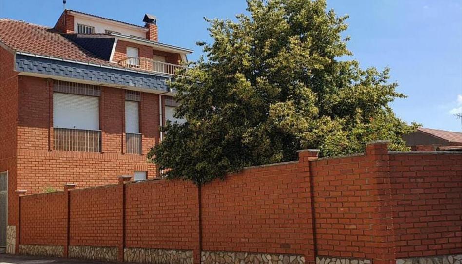 Single-family semi-detached for sale in N-525, 35, Camarzana de Tera, Zamora - image 1 Photo 1 of Single-family semi-detached for sale in N-525, 35, Camarzana de Tera, Zamora