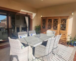 Single-family semi-detached to rent in Calle Isabel Barreto, 2, Valle Romano Golf