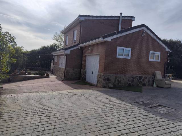 Piso en Venta en Calle Niza, 5 en Uceda