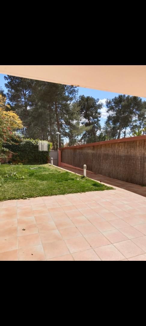 Single-family semi-detached to rent in Carrer Puig Campana, 27, Casas Verdes