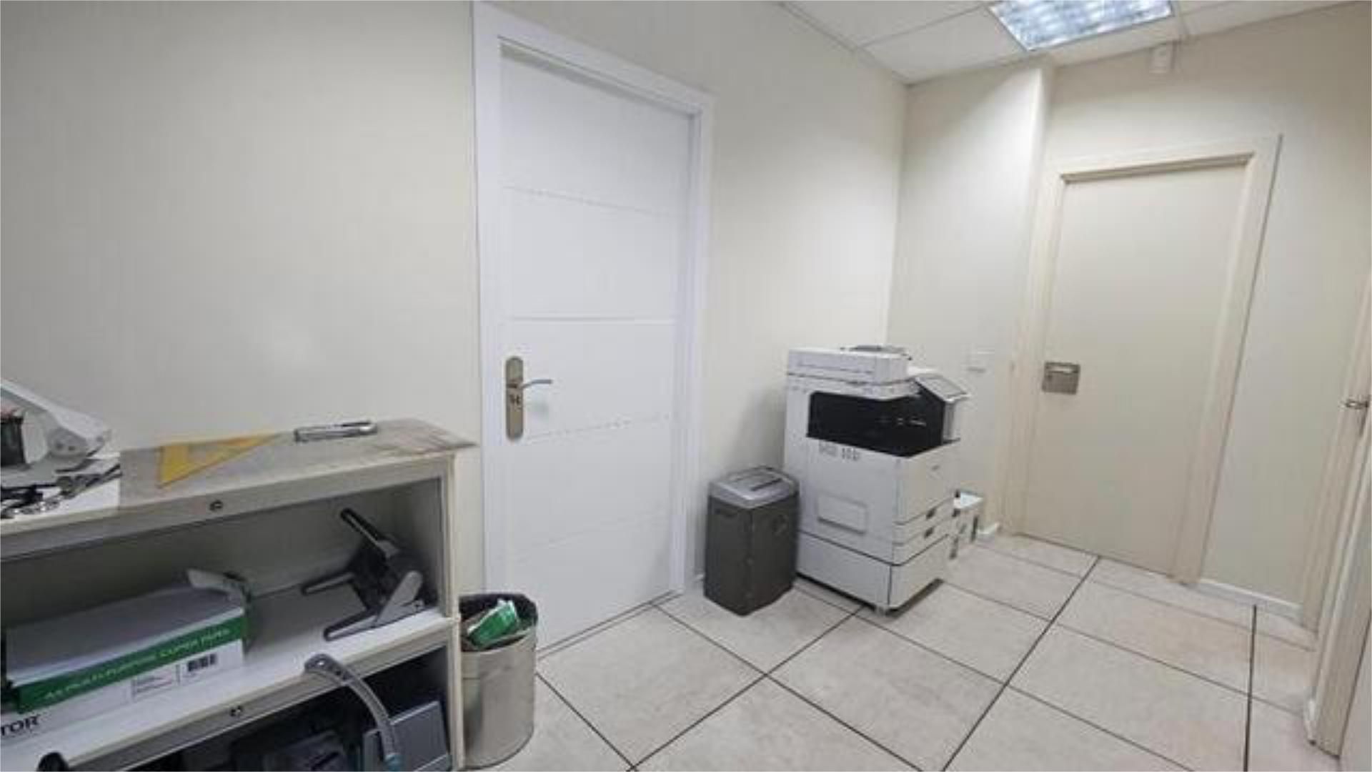 Premises to rent in  Madrid Capital  with Air Conditioner