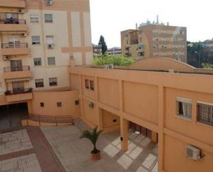 Garatge de lloguer a La Oliva Vista exterior de Garatge de lloguer en Sevilla Capital