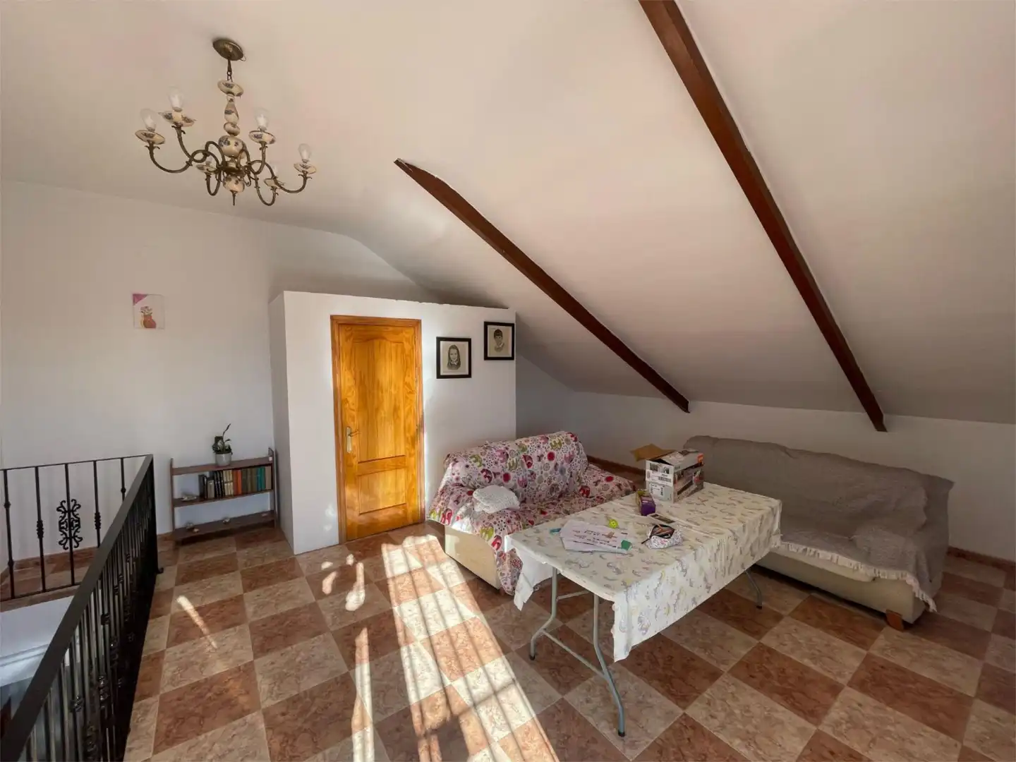 Houses for sale in Avenida Principal, 10, El Higuerón Bedroom of Houses for sale in Córdoba with Air Conditioner, Heating and Terrace