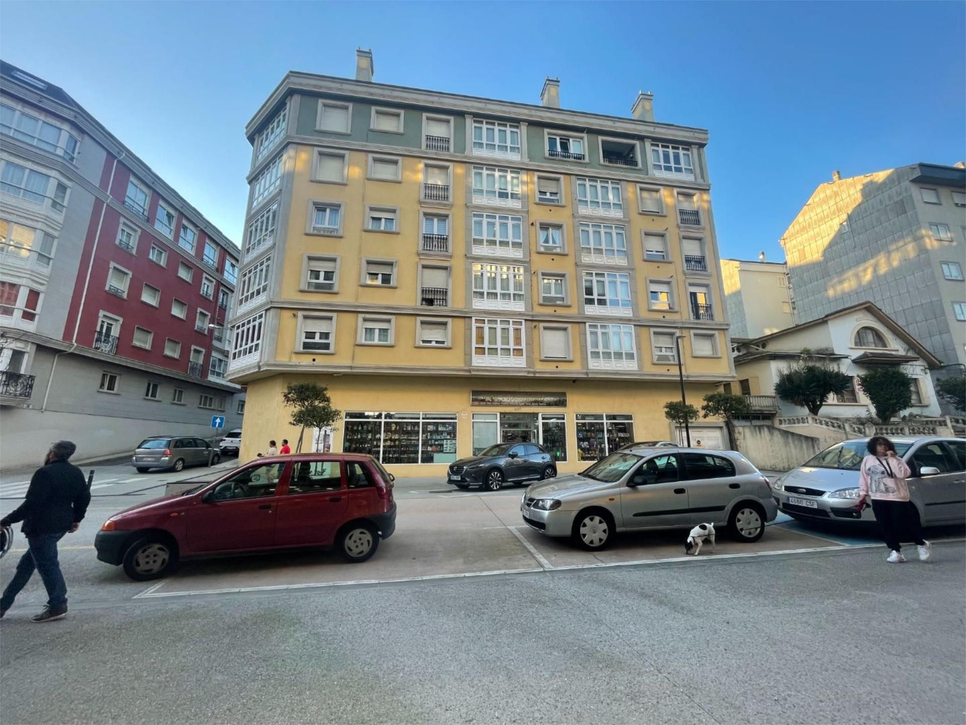 Vista exterior de Pis en venda en Foz amb Balcó