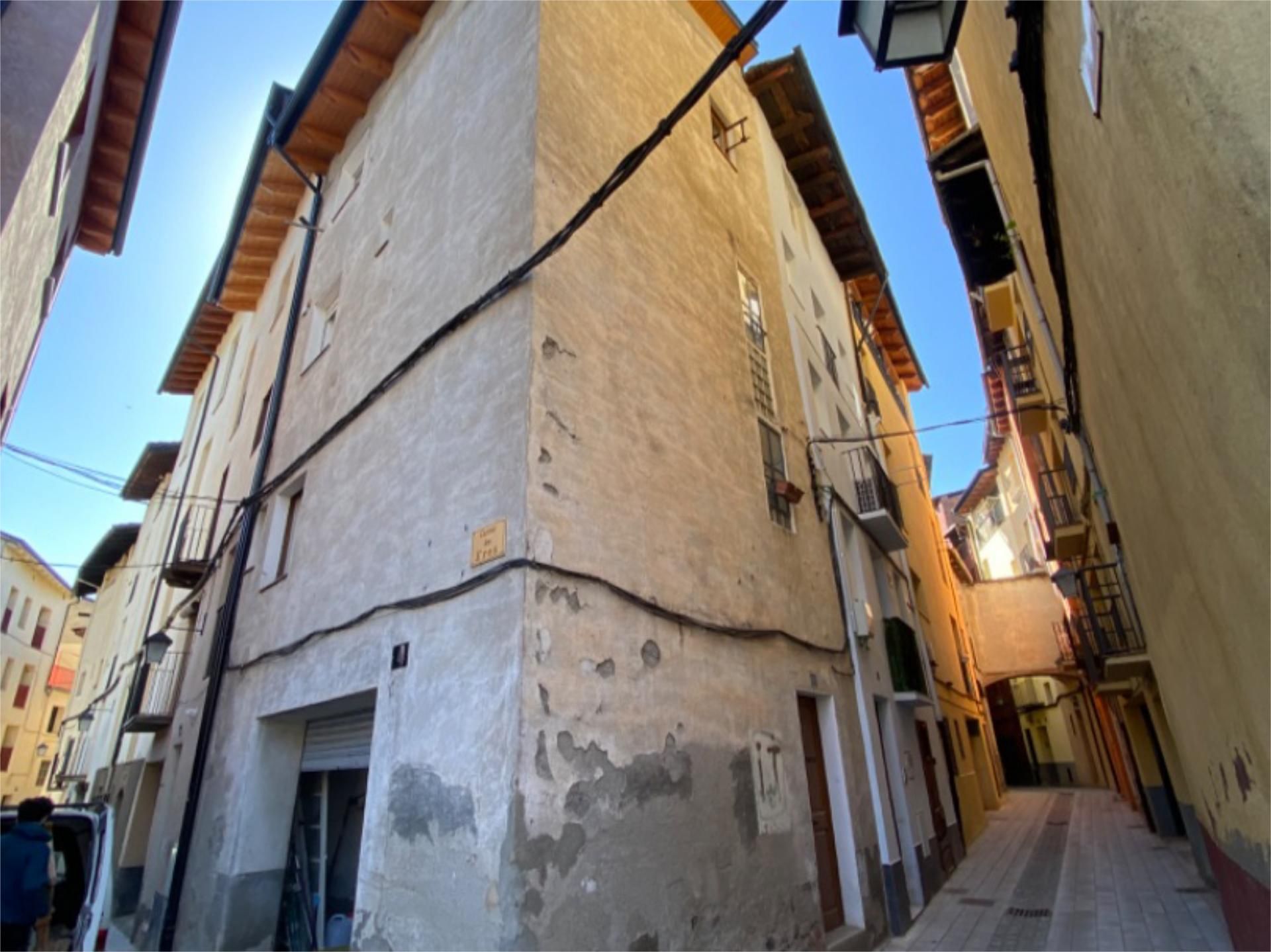 Vista exterior de Pis en venda en La Seu d'Urgell