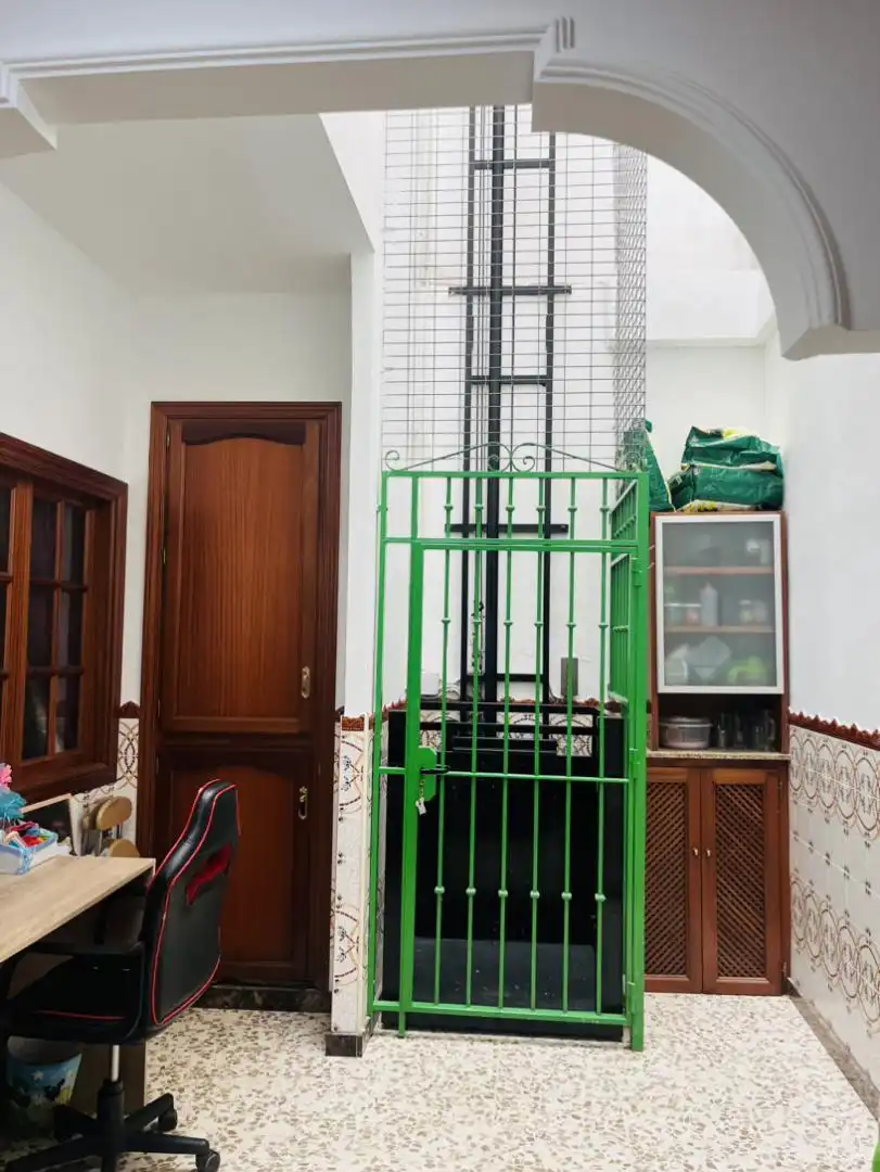 Houses for sale in Calle Antero, Centro Houses for sale in Estepona with Air Conditioner, Heating and Terrace