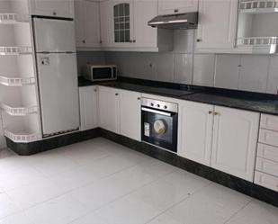 Kitchen of Flat to rent in Redondela  with Heating, Parquet flooring and Terrace