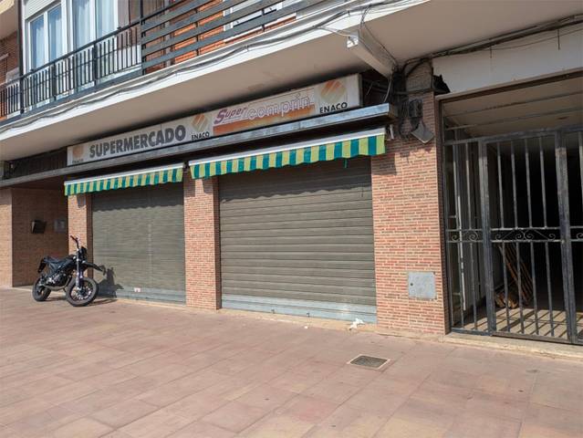 Local comercial en Alquiler en Avinguda Verge del Castell, 7 en Favara