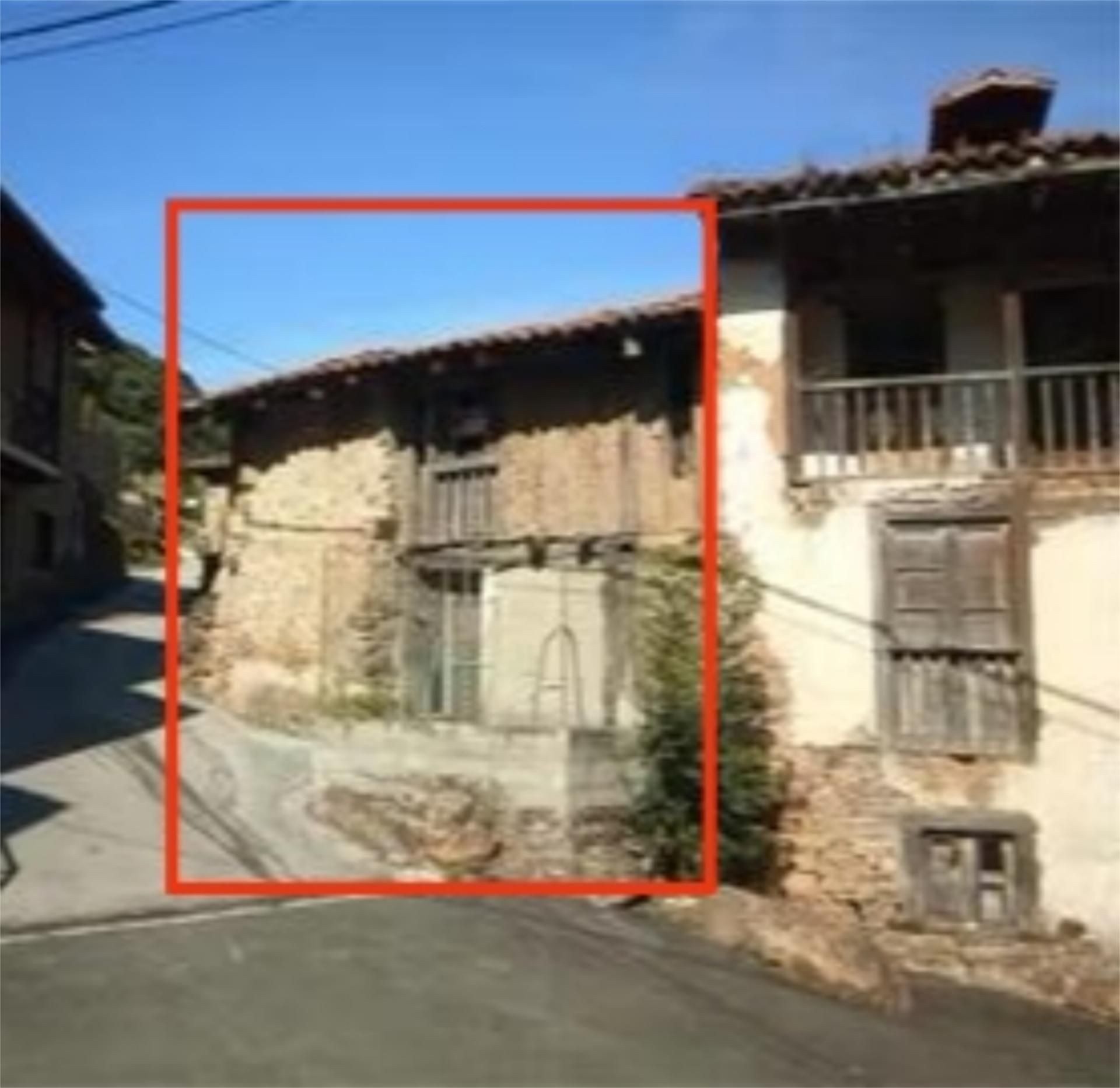 Exterior view of Single-family semi-detached for sale in Cabezón de Liébana