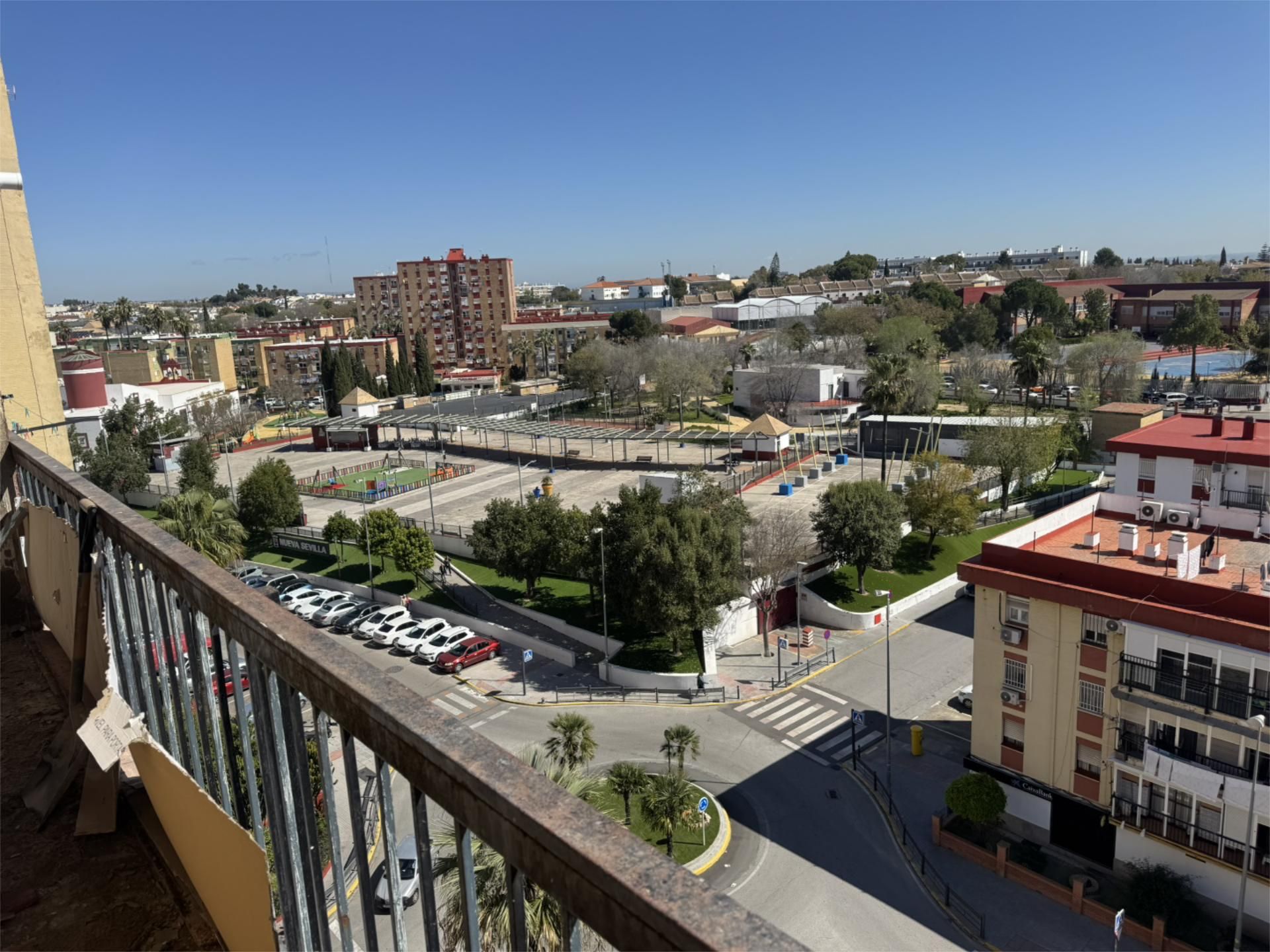 Exterior view of Flat to rent in Castilleja de la Cuesta  with Air Conditioner, Terrace and Furnished
