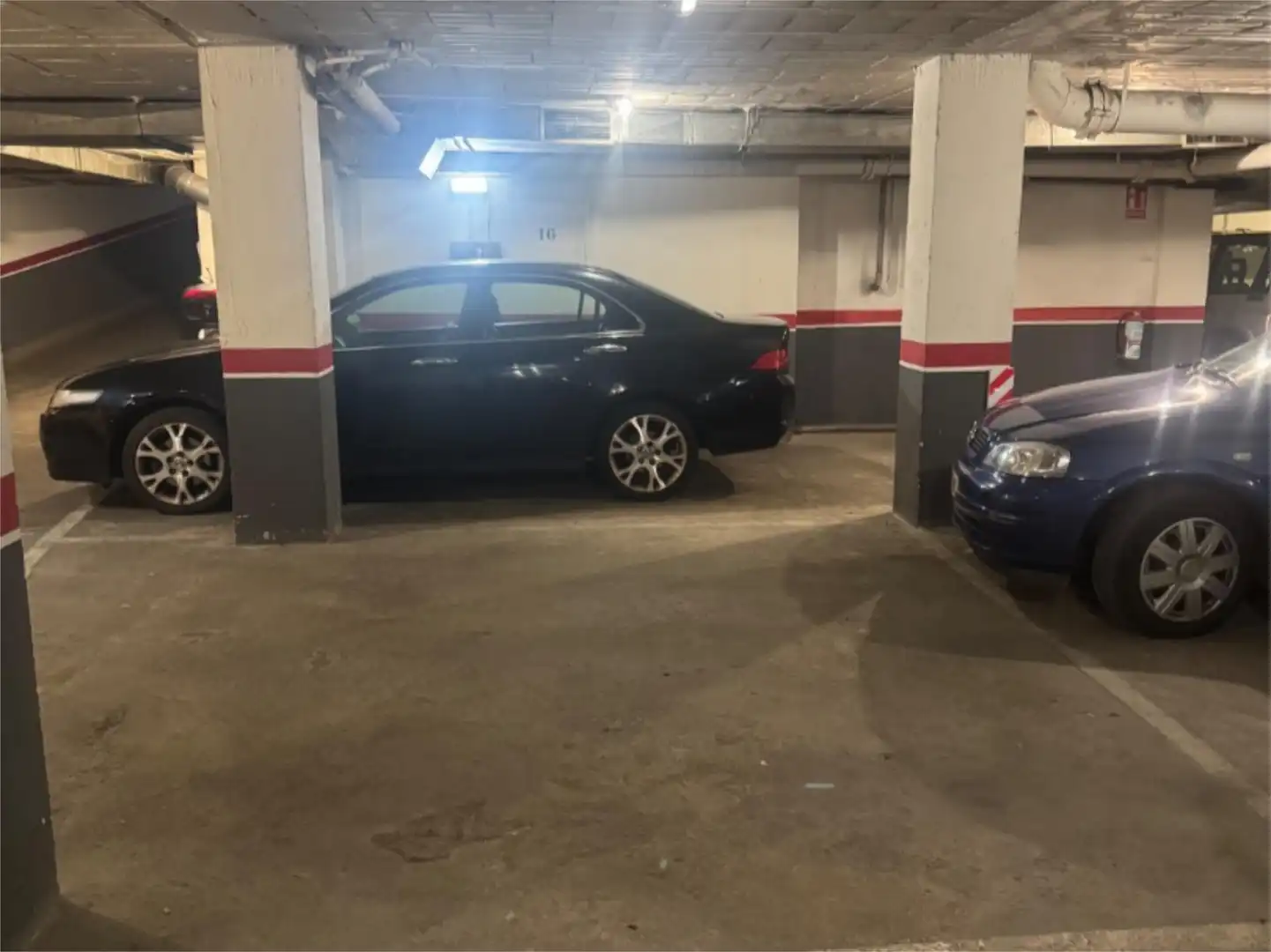 Parkplatz von Garage zur Miete in León Capital 