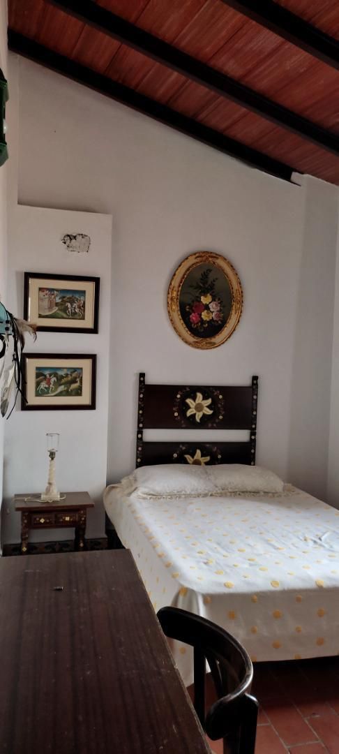 Bedroom of Single-family semi-detached to share in Sanlúcar la Mayor  with Terrace, Oven and Washing machine