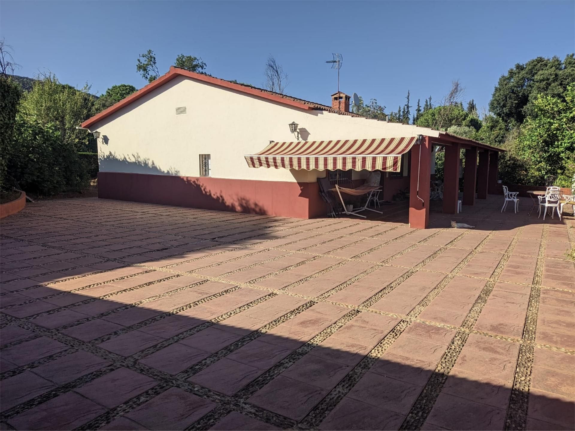 Terrassa de Casa o xalet en venda en  Córdoba Capital amb Aire condicionat, Calefacció i Jardí privat