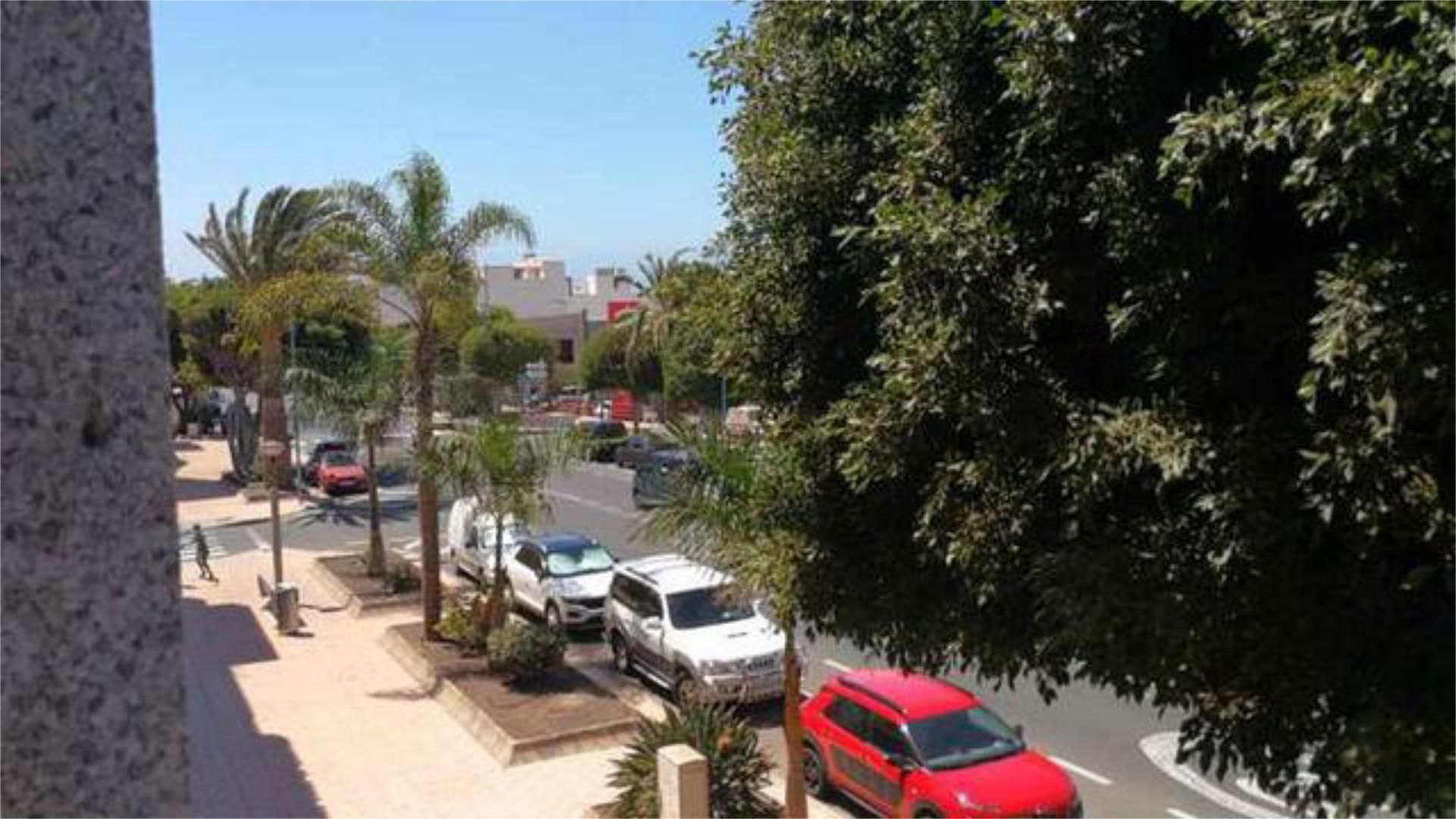 Vista exterior de Oficina de lloguer en Agüimes