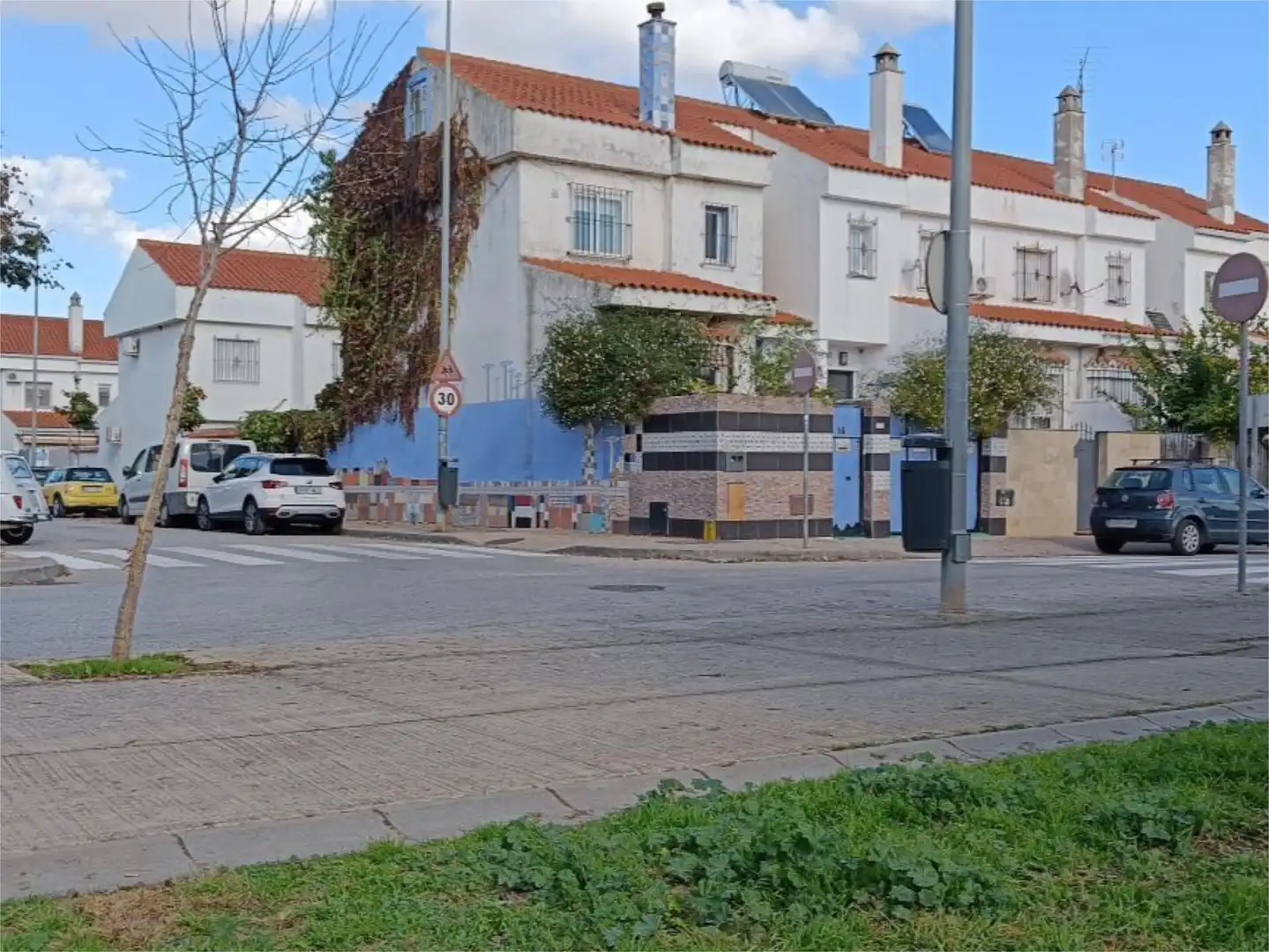 Exterior view of Detached homes for sale in Jerez de la Frontera  with Heating, Private garden and Parquet flooring