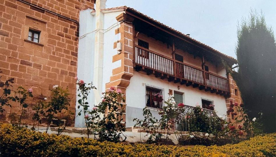 Casa adosada en venda a Barrio Ruerrero, 1, Valderredible, Cantabria - imatge 1 Foto 1 de Casa adosada en venda a Barrio Ruerrero, 1, Valderredible, Cantabria