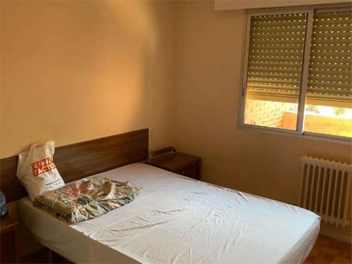 Bedroom of Flat for sale in Madrid  with Heating, Private garden and Parquet flooring