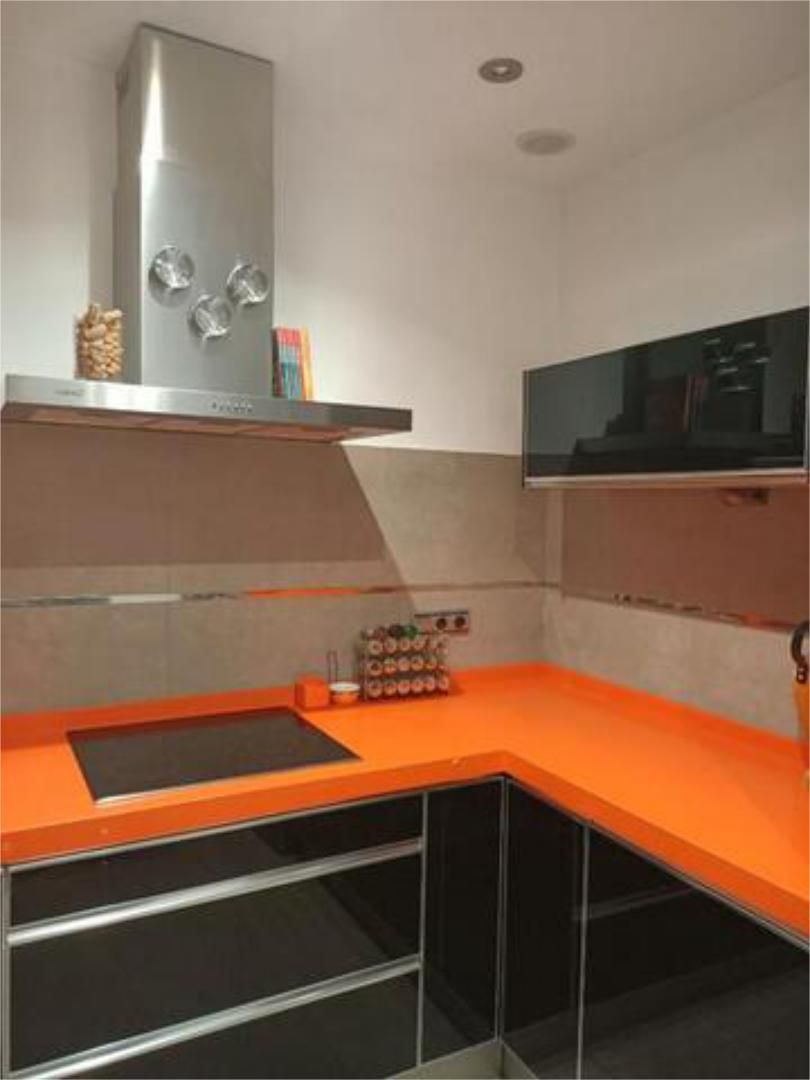 Cuina de Apartament en venda en Utrera amb Calefacció, Terrassa i Moblat
