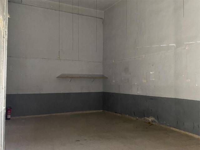 Local comercial en Alquiler en Calle la Roda, 27 en El Pilar