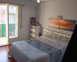Bedroom of Flat for sale in San Cibrao das Viñas  with Heating, Parquet flooring and Furnished