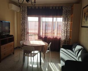 Flat to share in Calle Ramón y Cajal, 4, Centro