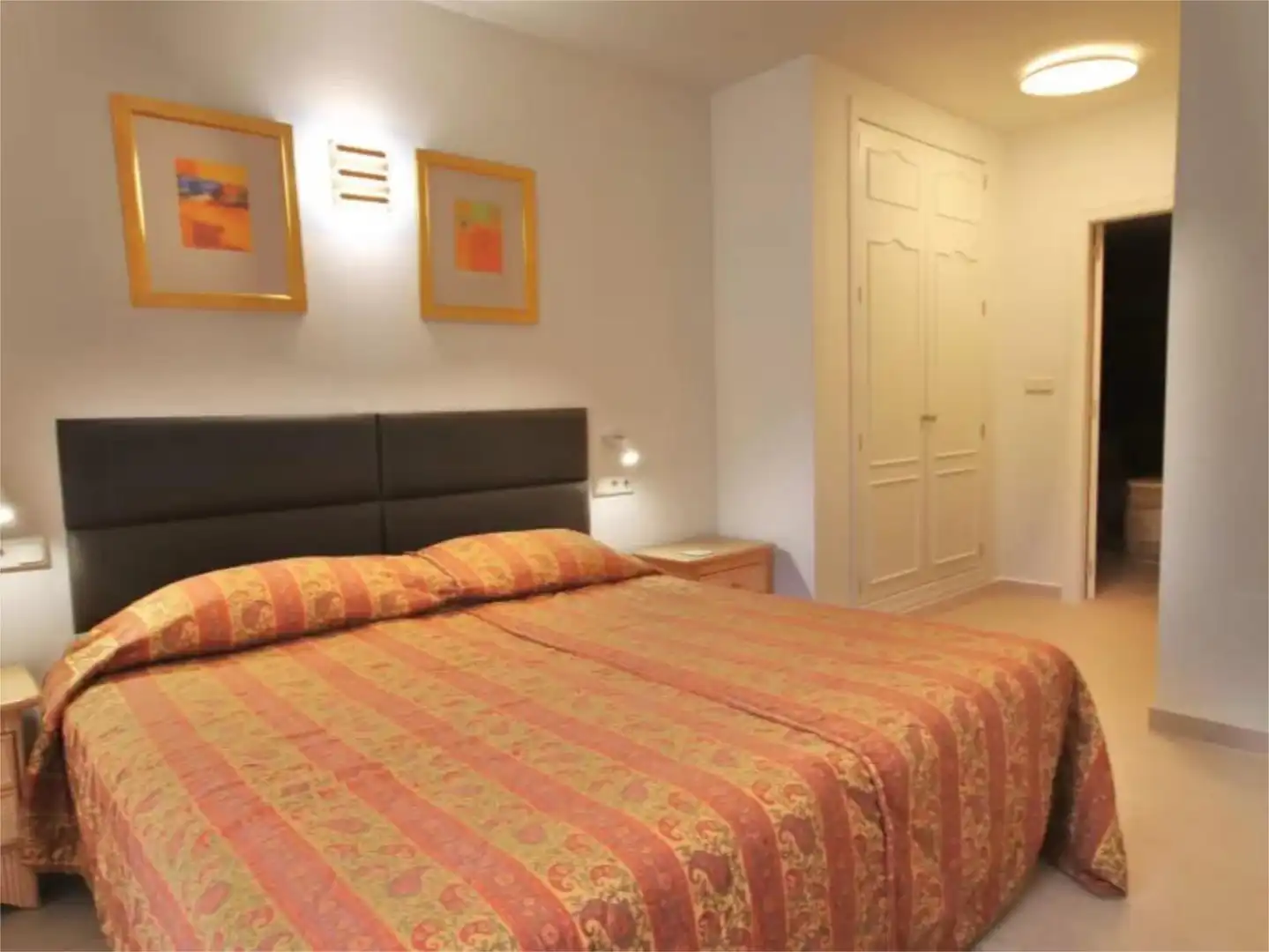 Habitación de Piso en venta en Cartagena con Amueblado, Parking comunitario y Balcón