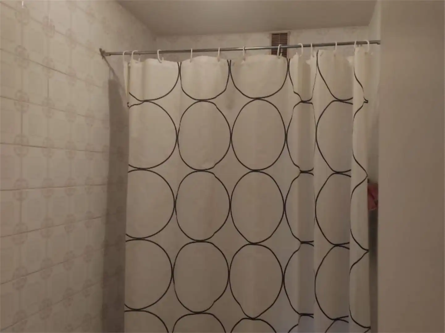 Wohnung zum Verkauf in Calle de Antonio Machado, 28, Valdezarza Badezimmer von Wohnung zum Verkauf in Madrid Capital mit Balkon