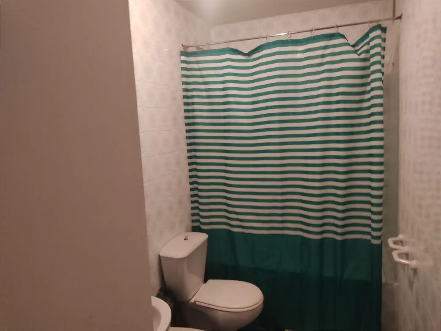 Wohnung zum Verkauf in Calle de Antonio Machado, 28, Valdezarza Badezimmer von Wohnung zum Verkauf in Madrid Capital mit Balkon