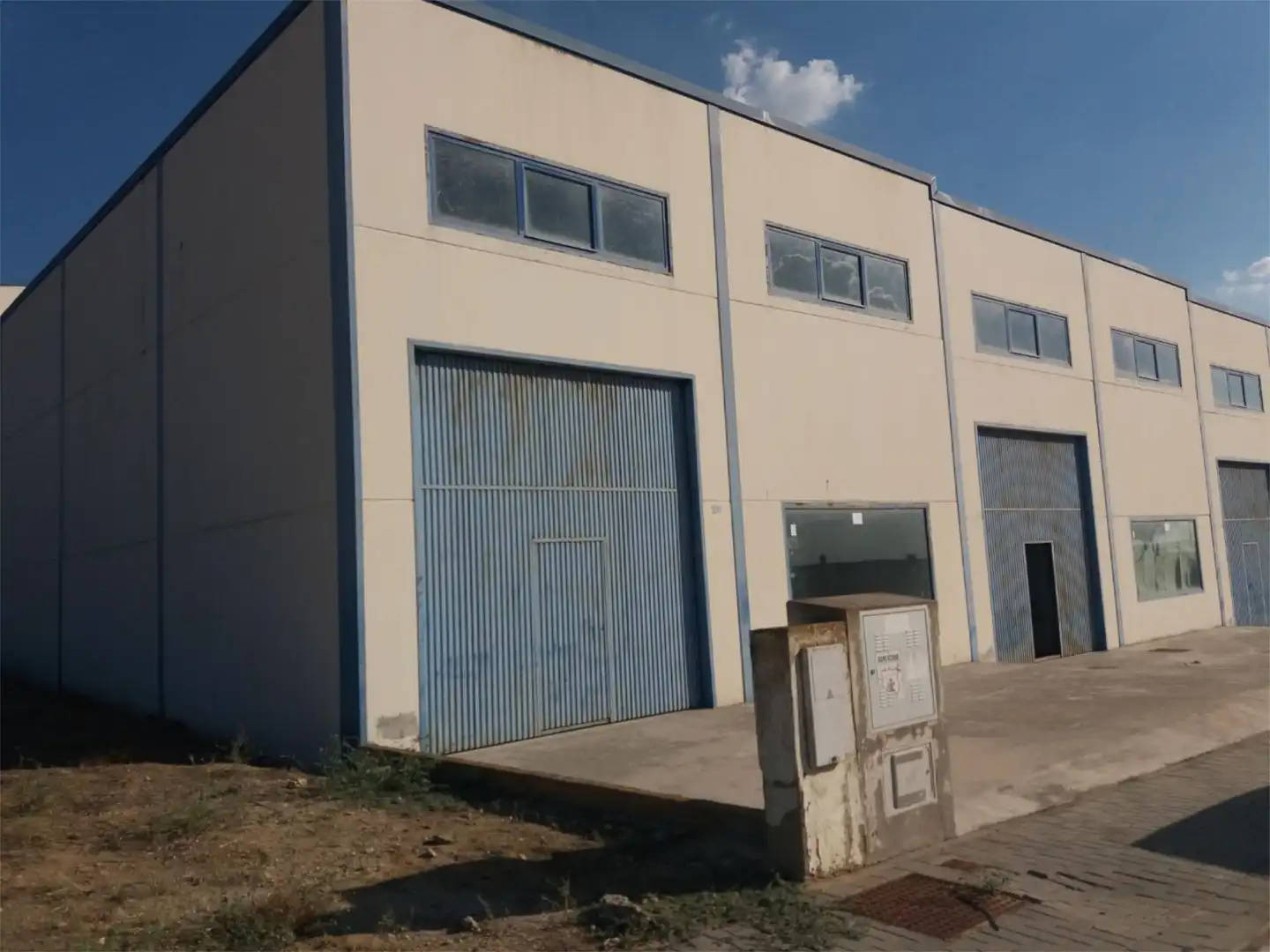 Nau industrial de lloguer a Calle Carmen Laforet, 13, Marchena Vista exterior de Nau industrial de lloguer en Marchena
