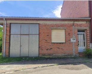 Vista exterior de Casa o xalet en venda en Castrocontrigo amb Jardí privat