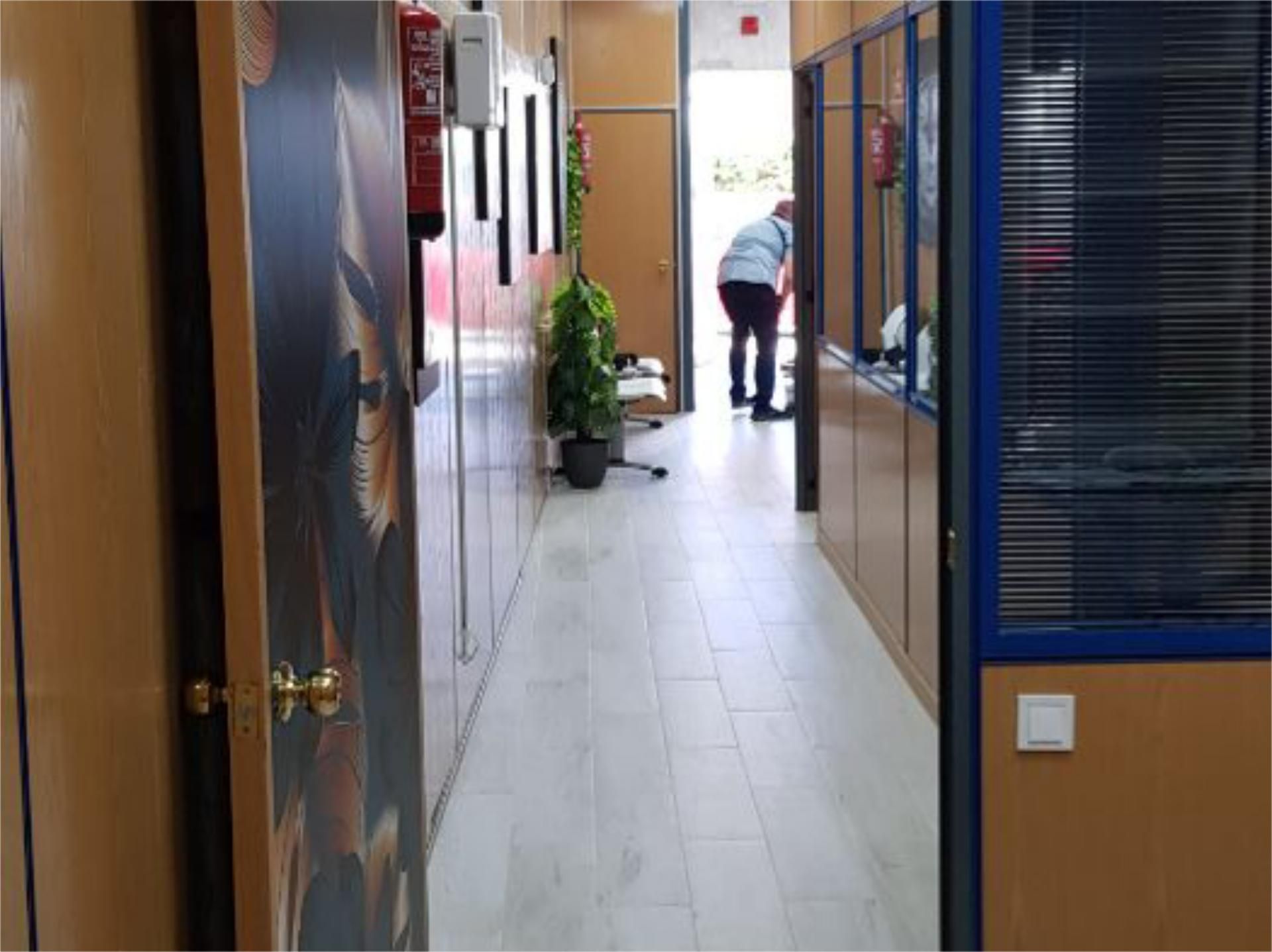 Premises for sale in Arroyomolinos (Madrid)  with Air Conditioner and Heating