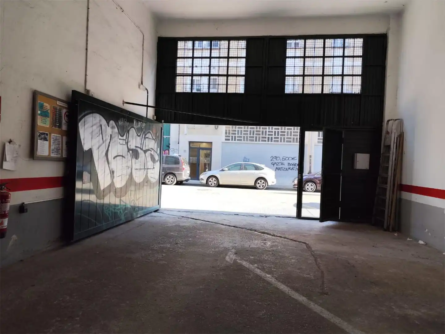 Vista exterior de Garatge en venda en Ansoáin / Antsoain