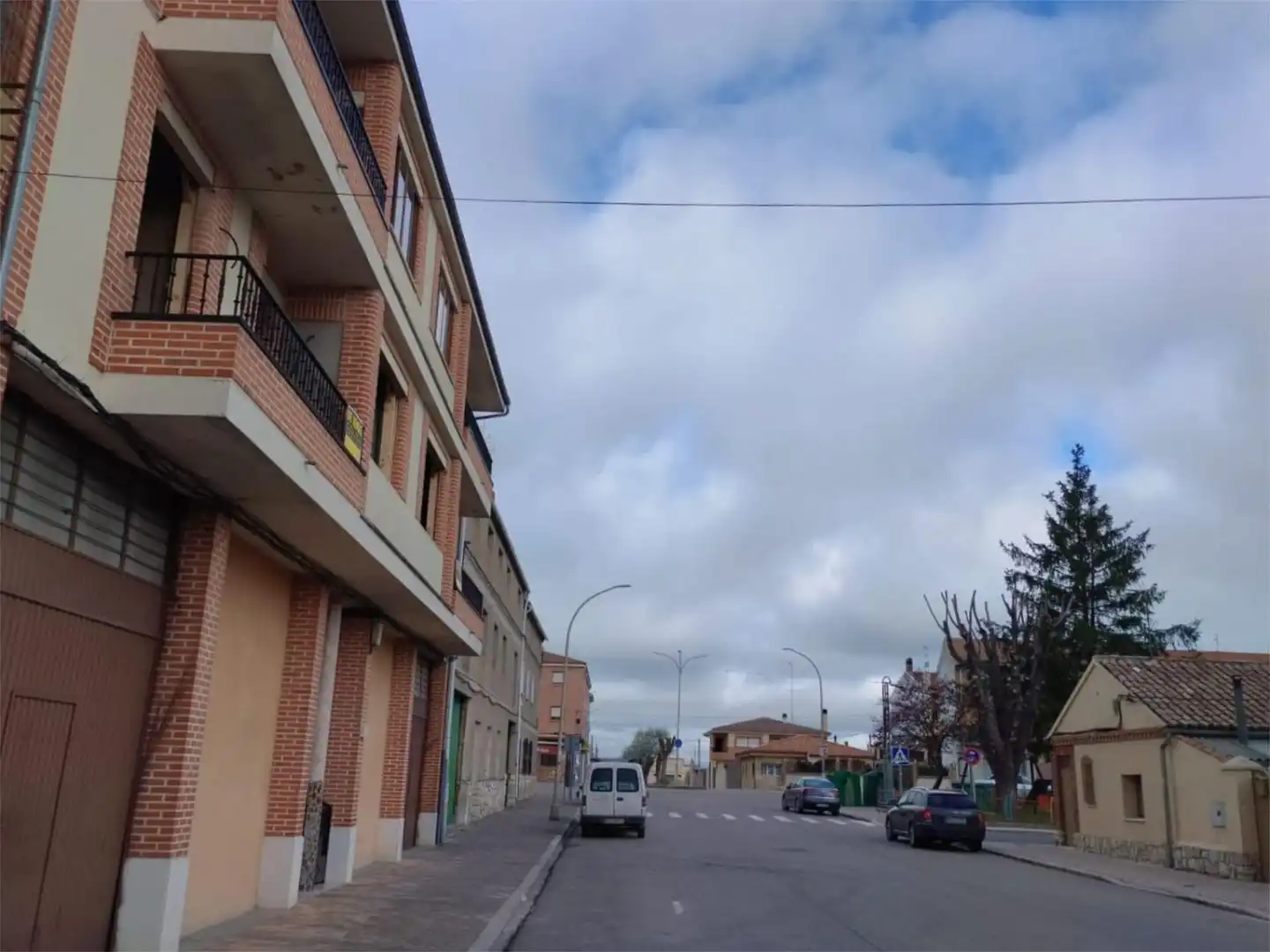Pis en venda a Calle Ramón Montalvillo, 11, Cuéllar Vista exterior de Pis en venda en Cuéllar amb Calefacció, Parquet i Terrassa
