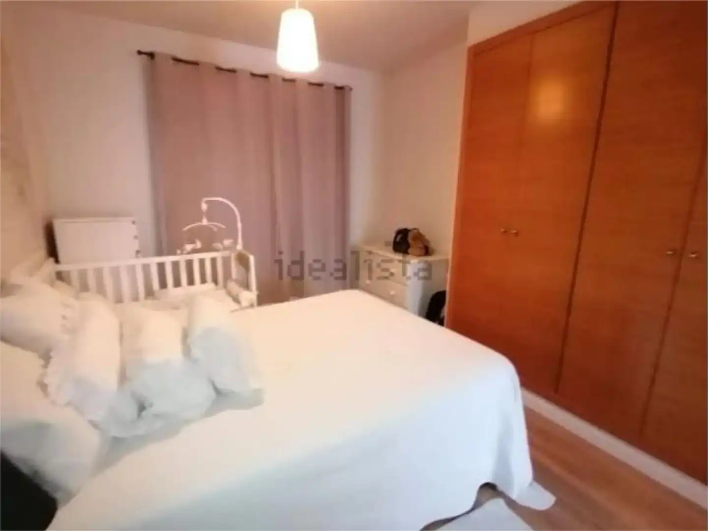 Habitación de Casa adosada en venta en Dos Hermanas con Jardín privado y Terraza