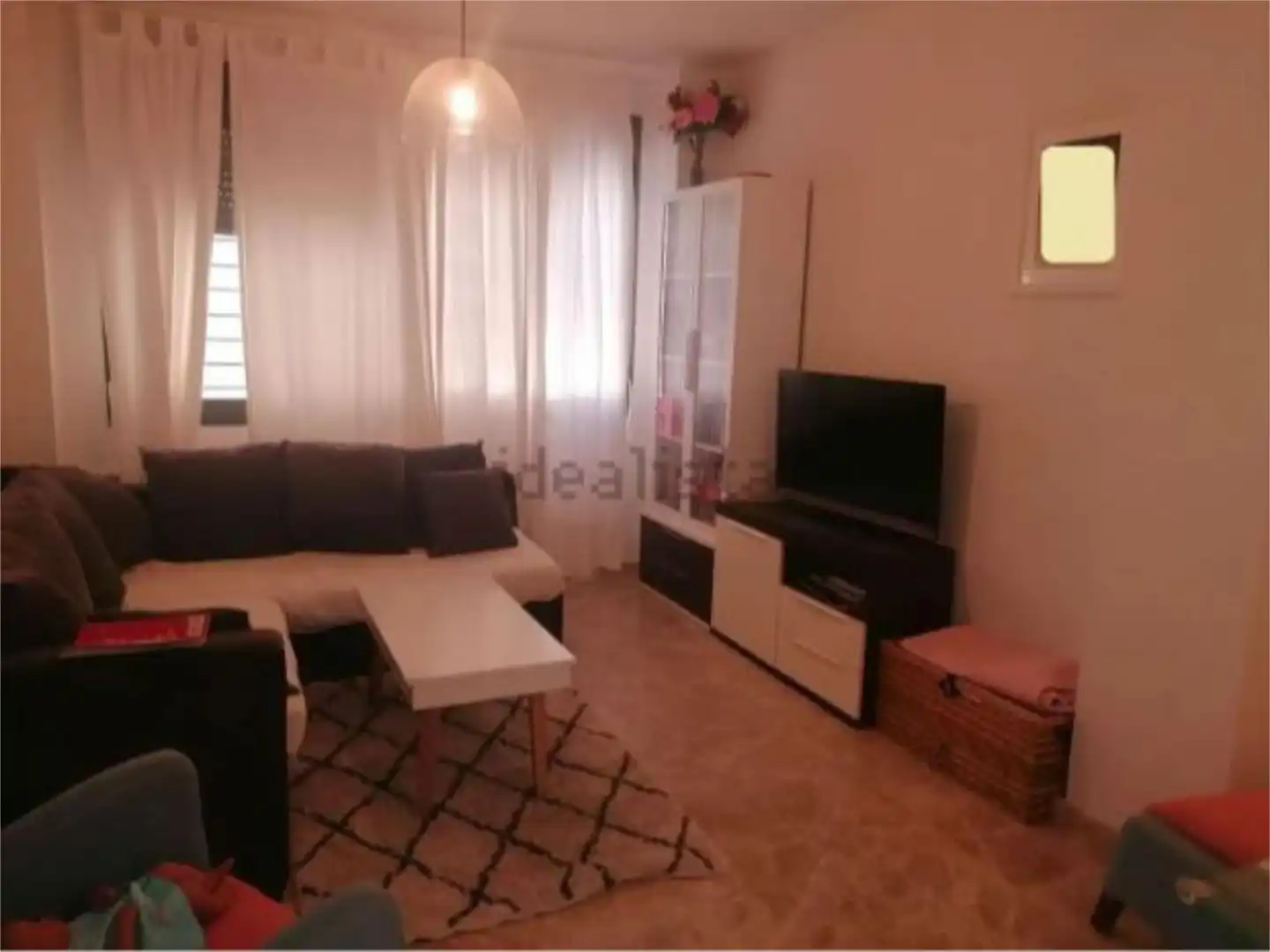 Sala de estar de Casa adosada en venta en Dos Hermanas con Jardín privado y Terraza