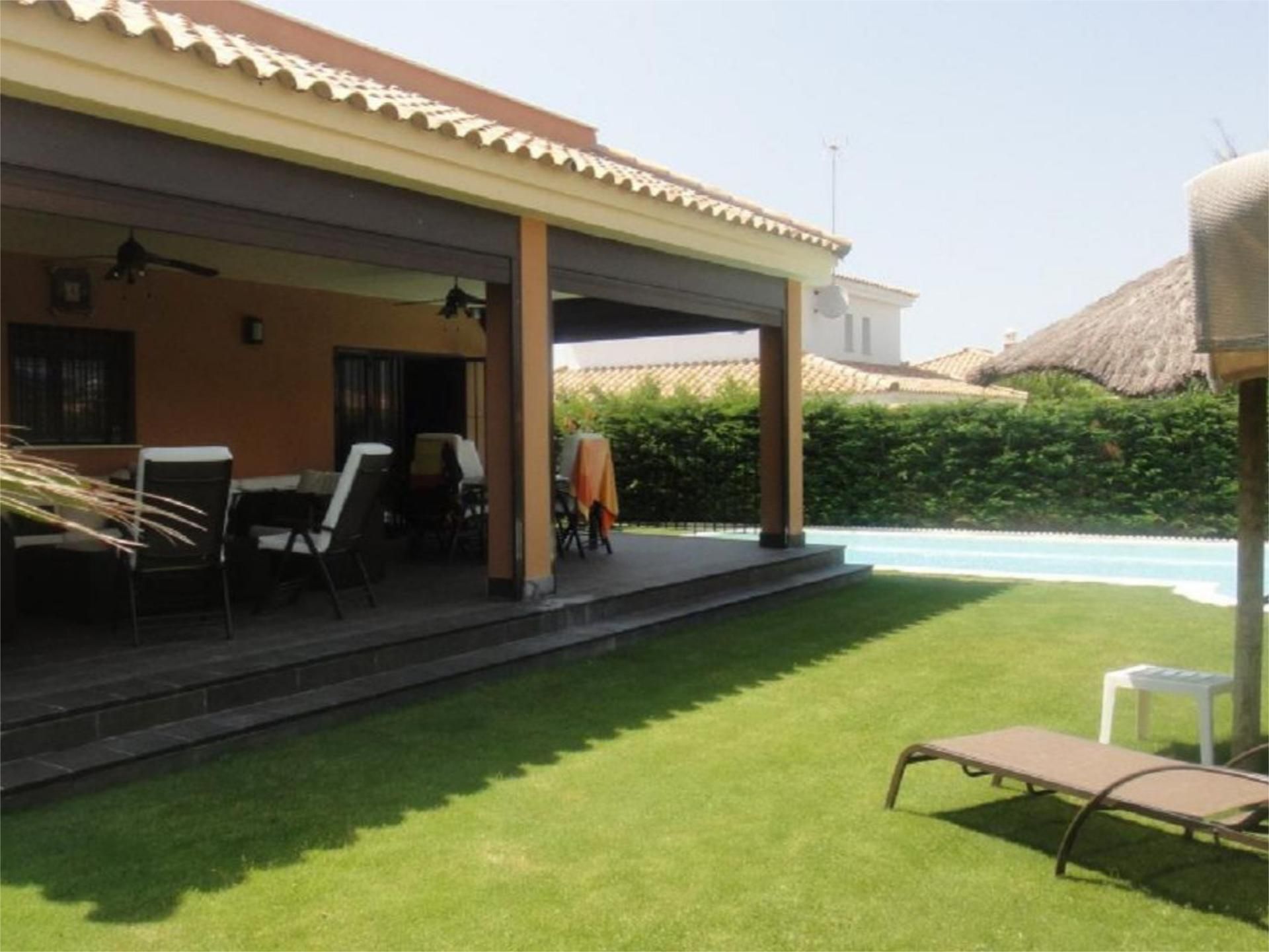 Terrassa de Casa o xalet de lloguer en Conil de la Frontera amb Aire condicionat, Jardí privat i Terrassa