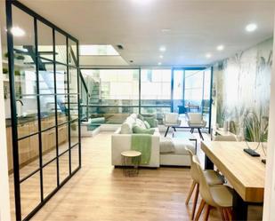Sala d'estar de Pis de lloguer en  Madrid Capital amb Aire condicionat, Calefacció i Parquet