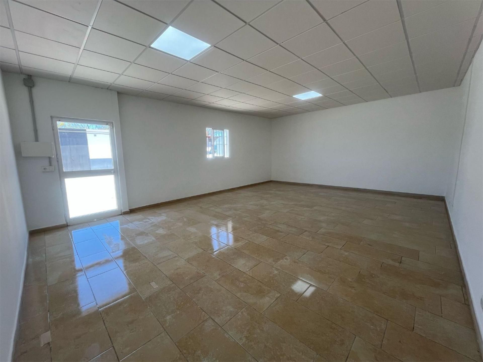 Industrial buildings to rent in Marbella  with Air Conditioner