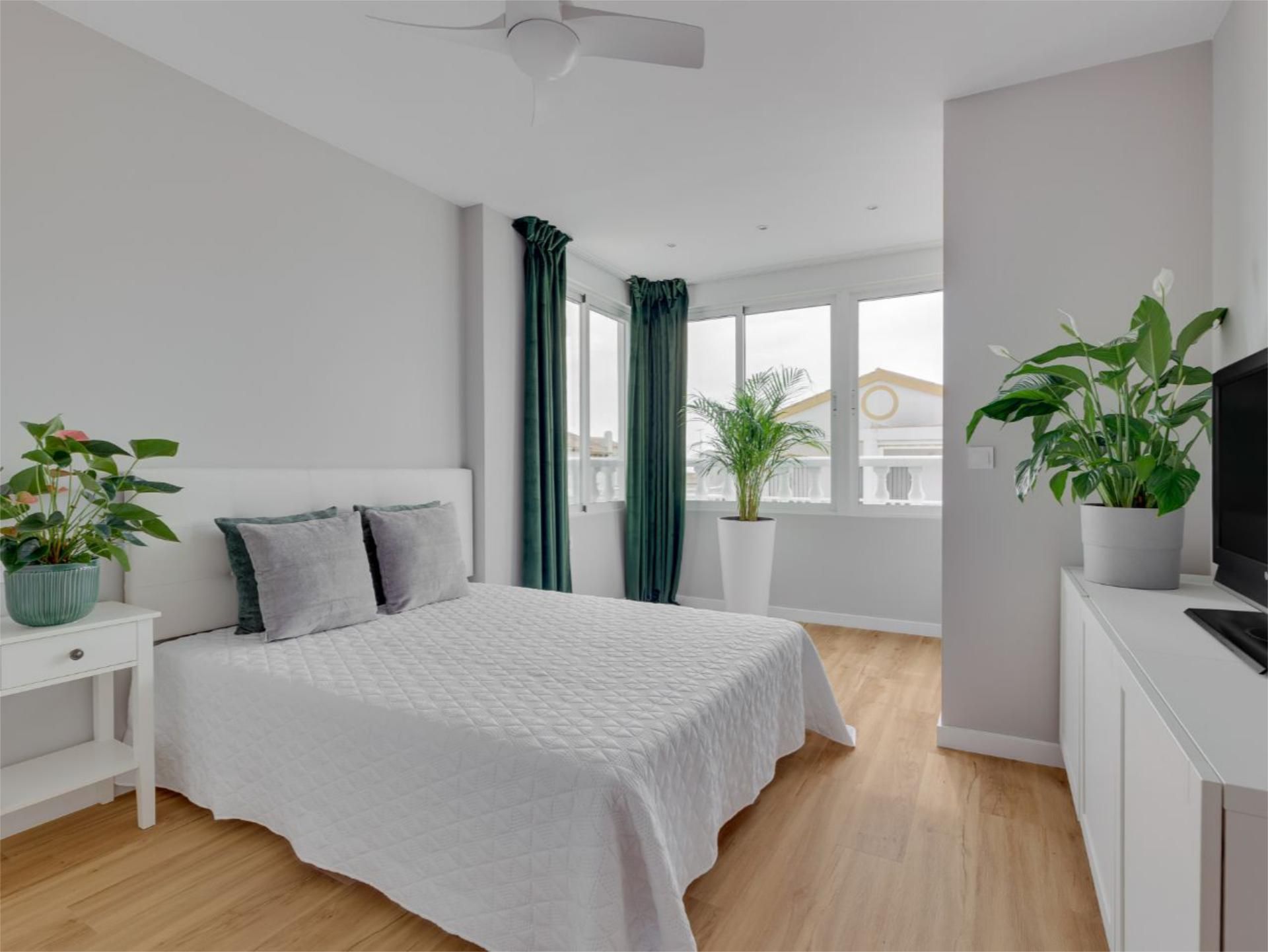 Flat for sale in Calle Trepadora, 16, Los Balcones y los Altos Bedroom of Flat for sale in Orihuela with Air Conditioner, Heating and Private garden