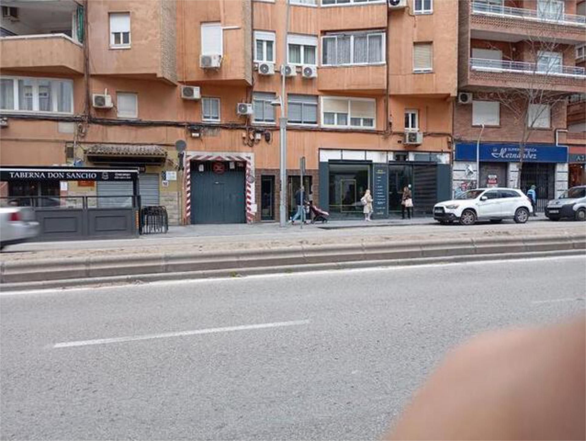 Vista exterior de Garatge de lloguer en  Jaén Capital