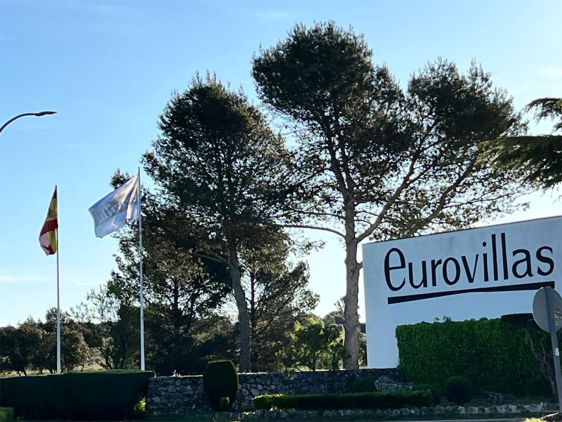 Flat for sale in Avenida Quintanar, 139, Eurovillas Exterior view of Flat for sale in Nuevo Baztán with Heating, Private garden and Terrace