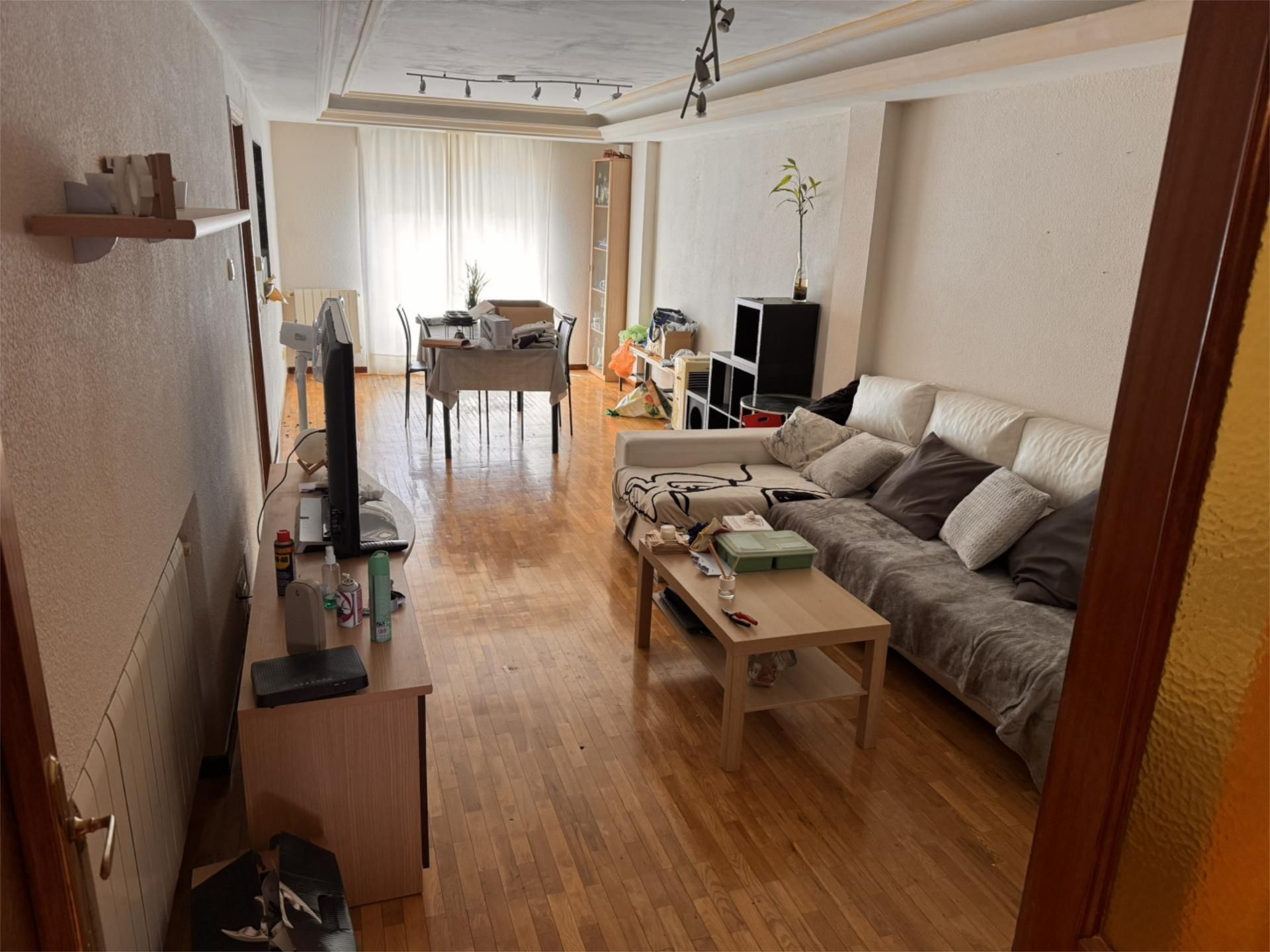 Flat to rent in Plaza Sotrondio, Valverde de la Virgen